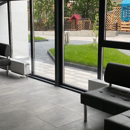 Люкс Апартаменти В Центрі Міста ,Жк Театральний Rivne Eksteriør billede