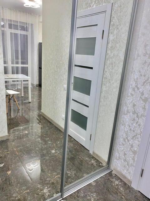 Люкс Апартаменти В Центрі Міста ,Жк Театральний Rivne Eksteriør billede