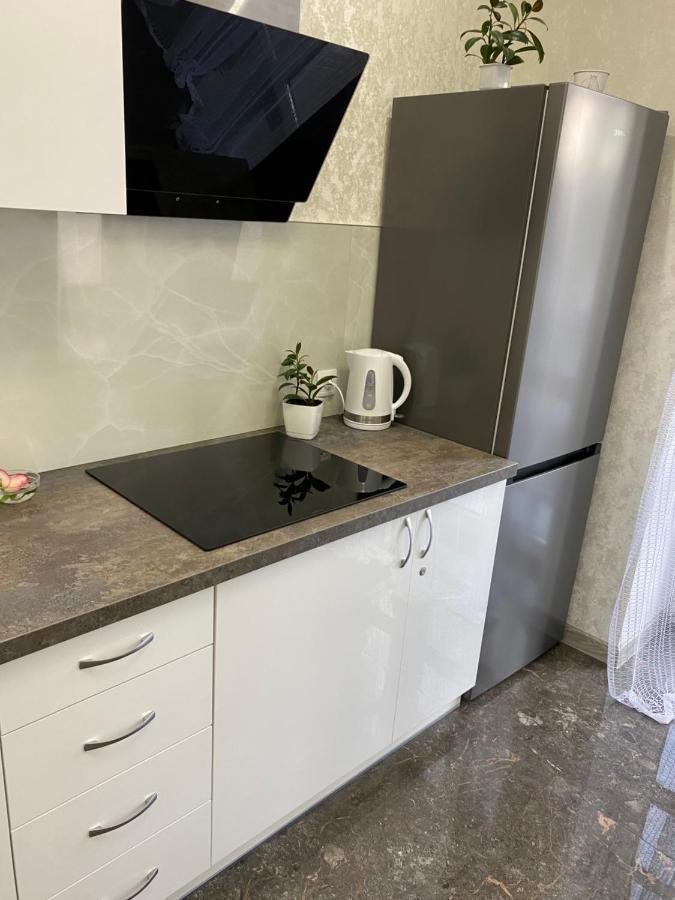 Люкс Апартаменти В Центрі Міста ,Жк Театральний Rivne Eksteriør billede